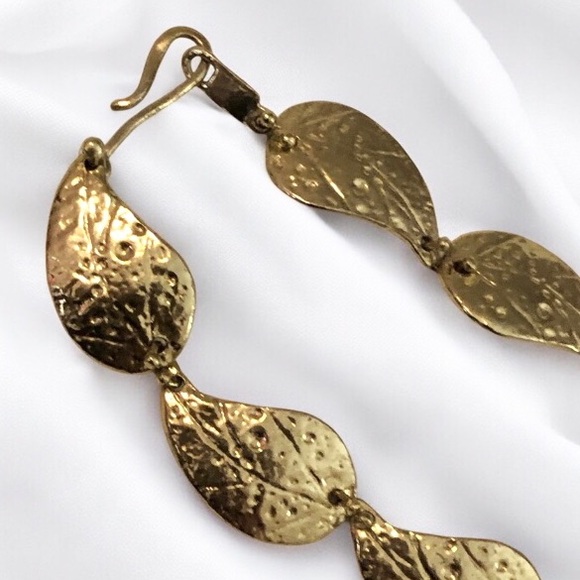 Anne Dick Artisan Sculptural Leaf Necklace - Picture 2 of 7